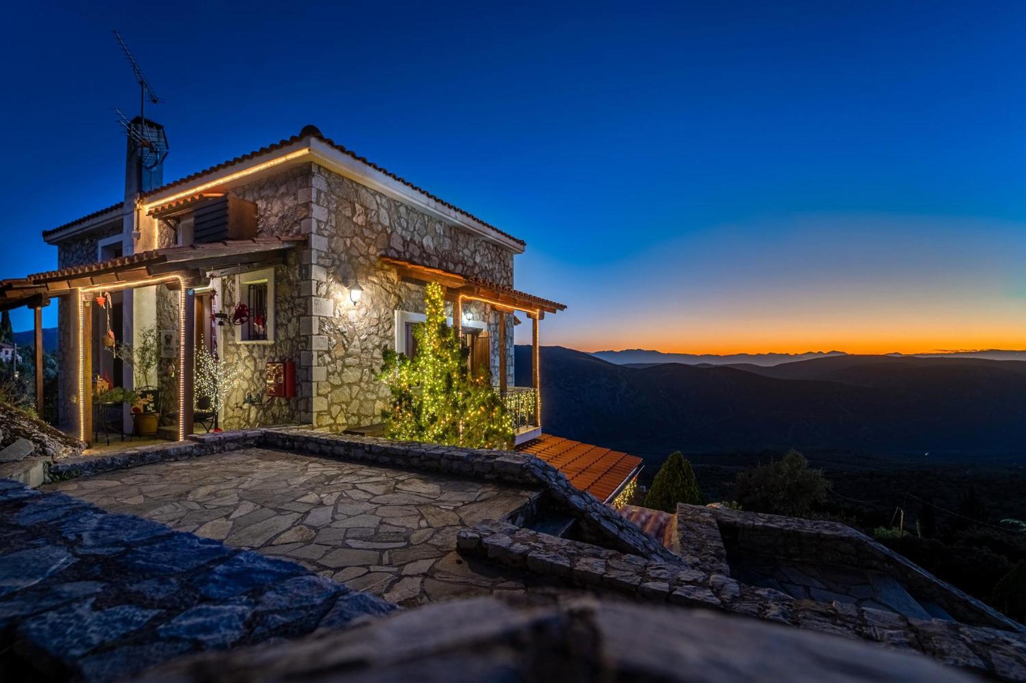 Rock Dandy Deluxe Chalet In Arachova - Delphi, Sauna, Prv Parking, Amazing View Ngoại thất bức ảnh